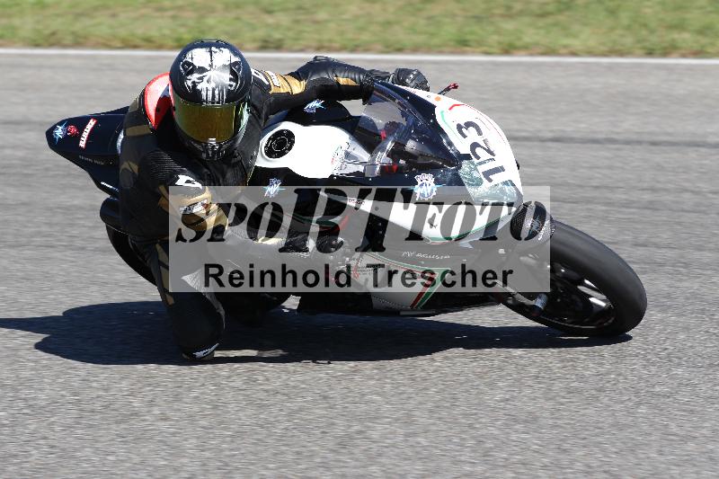 /Archiv-2025/48 25.08.2025 Cornu Master School ADR/rot-rouge/123